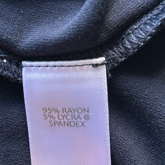 J Jill Wearever Collection Women's size 4X Navy V-Neck Top Plus Size Jersey Knit - Picture 4 of 10